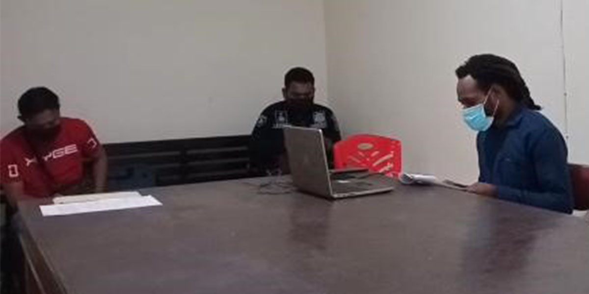 ter-jangkup-terdakwa-penembakan-di-tembagapura-jalani-sidang-perdana